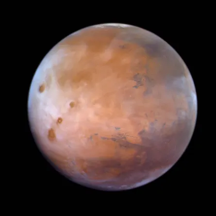 مسبار الأمل يرصد طقس المريخ بصور فضائية