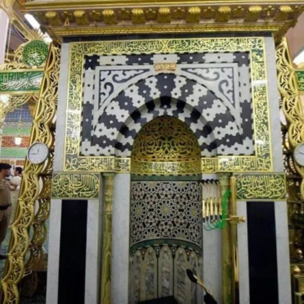 الحج والعمرة تلزم شركات العمرة بإصدار تصاريح الصلاة في الروضة الشريفة