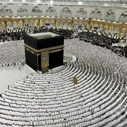 الحج والعمرة تكشف عن إجراء مهم حال التأخر عن موعد أداء العمرة