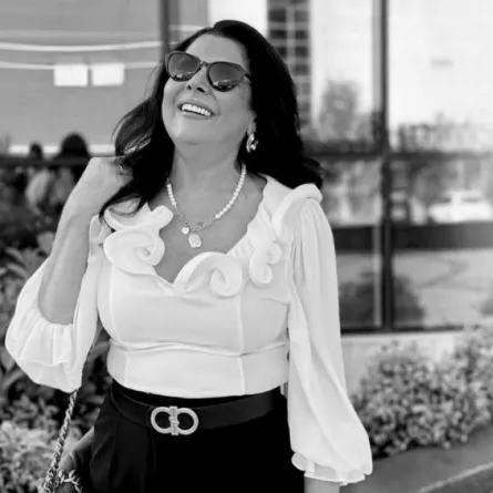 صباح الجزائري - الصورة من حسابها على انستغرام 