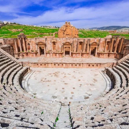 تاريخ مدينة جرش: من أثر الرومان إلى مركز للفنون والثقافة - المصدر shutterstock