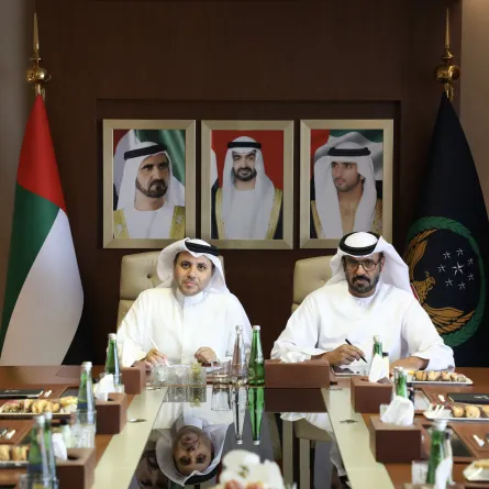 توقيع مذكرة تفاهم لتوفير سبل الحماية والسلامة لمساكن المواطنين بدبي - الصورة من وام