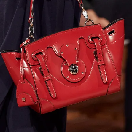 حقيبة باللون الأحمر من رالف لورين Ralph Lauren
