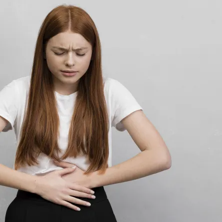 علاج النزلة المعوية في البيت بسيط ومتوافر.. جربيه لراحة مثالية «المصدر: Freepik»