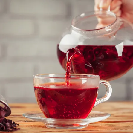 أضرار الشاي الأحمر (المصدر: Shutterstock)