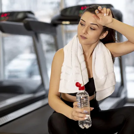 فوائد التعرق أثناء الرياضة مذهلة.. لن تصدقي تأثيره على صحتكِ (المصدر: Freepik)