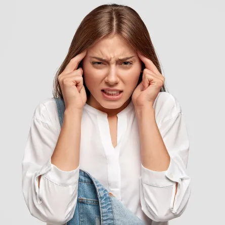 علاجات طبيعية لتهدئة التوتر فعّالة ومثالية للعروس (المصدر: Freepik)