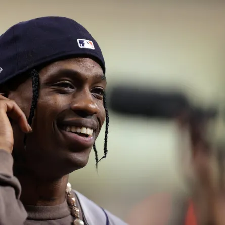 ترافيس سكوت Travis Scott (مصدر الصورة : Carmen Mandato / GETTY IMAGES NORTH AMERICA / Getty Images via AFP)