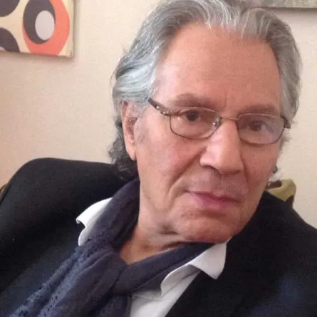 سناء شافع - الصورة من حسابه الخاص على "فيس بوك"