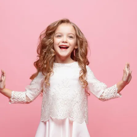 صورة فتاة أوروبية