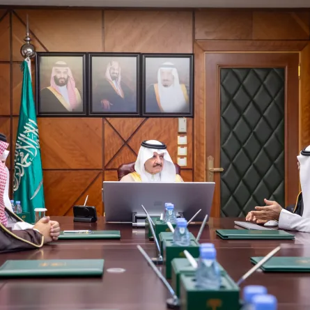 أمير المنطقة الشرقية يُدشن مبادرة "الفرز من المصدر". الصورة من الحساب الرسمي لإمارة المنطقة الشرقية على منصة x