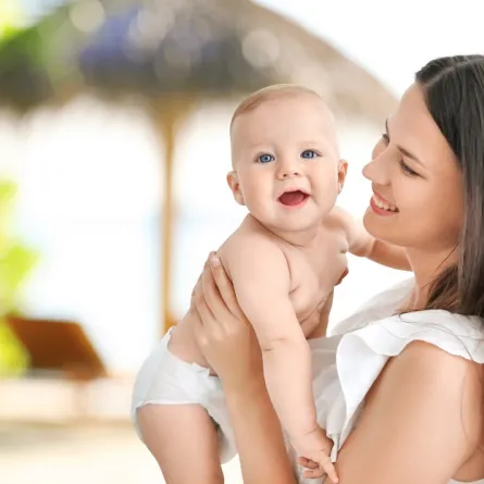 صورة لأم ورضيعها