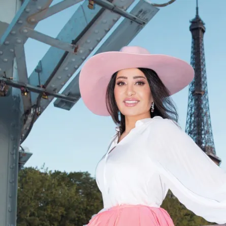 لطيفة من كواليس تصوير ناس كتير - الصورة من حسابها على موقع تويتر