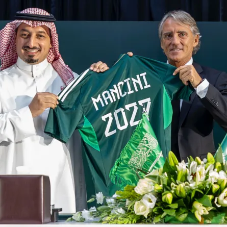 مانشيني في الرياض لتوقيع عقد إدارة المنتخب السعودي رسميا - الصورة من حساب المنتخب السعودي على منصة إكس "تويتر سابقا"
