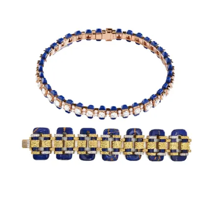 يسمى بالحجر الأزرق ويرتبط بالحظ السعيد.. موديلات أساور مرصعة بأحجار اللازورد