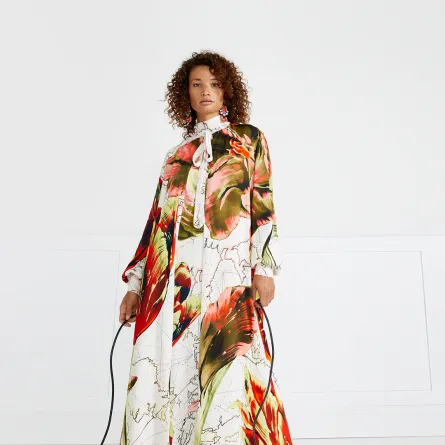 زي من Temperley London