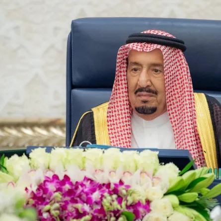 الملك سلمان بن عبدالعزيز خلال جلسة ‎مجلس الوزراء - الصورة من واس
