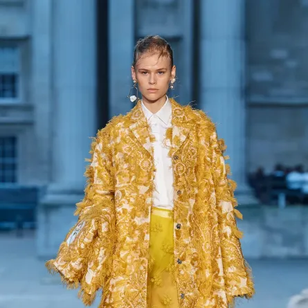 معطف من ماركة Erdem - الصورة من Launchmetrics/Spotlight ©