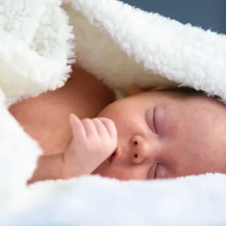 صورة لطفل خديج