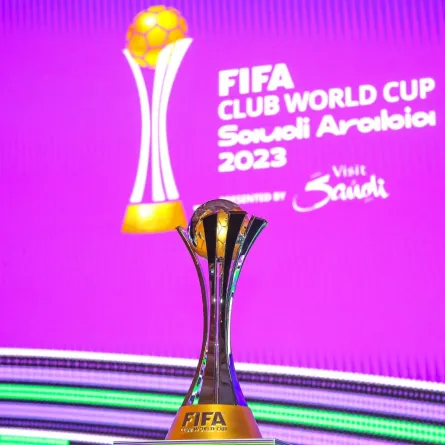 1500 طائرة درون تنشر شعار كأس العالم للأندية في سماء جدة