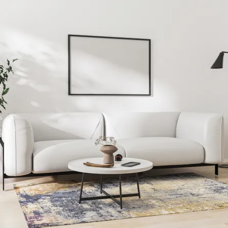 سجادة تفترش أرضية غرفة الجلوس