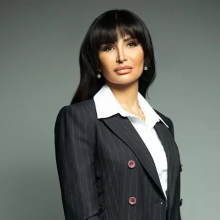 رشا شربتجي - الصورة من صفحتها على فيسبوك 