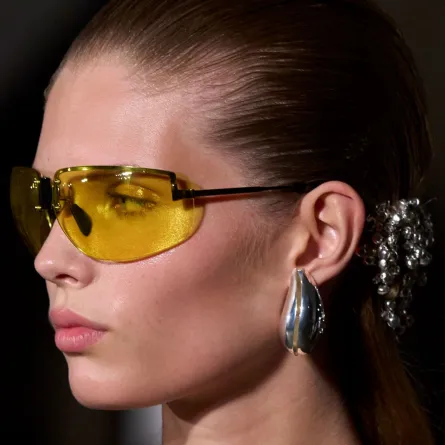  صيحات الشعر من أسبوع الموضة في نيويورك لربيع وصيف 2024