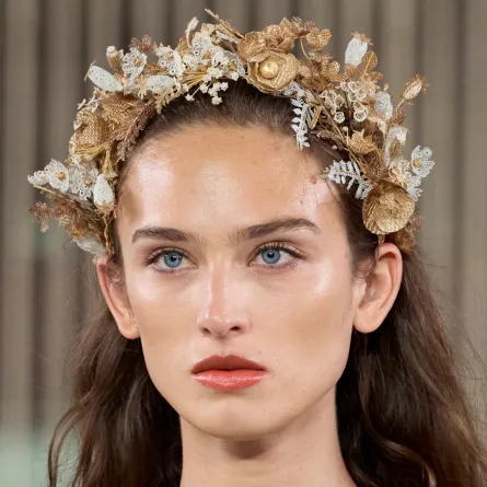 تاج من ماركة Ulla Johnson - الصورة من Launchmetrics/Spotlight ©