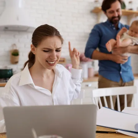 الموازنة بين العمل والعائلة