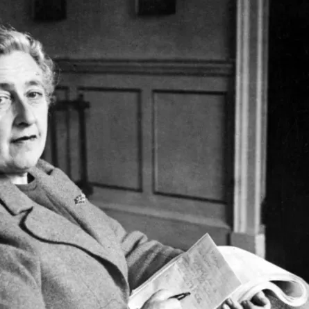  أجاثا كريستي