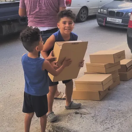 مبادرة الدكتورة رئام عدنان انبيه وأسرتها في ليبيا - الصور من المصدر