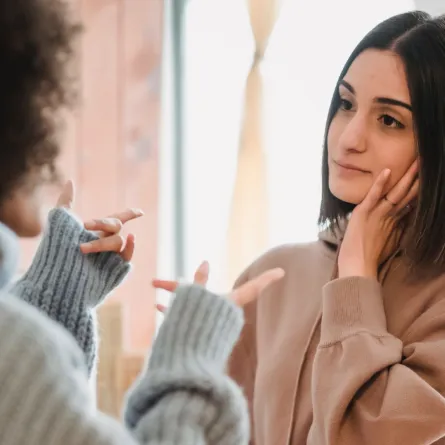 لقاء الصديقات