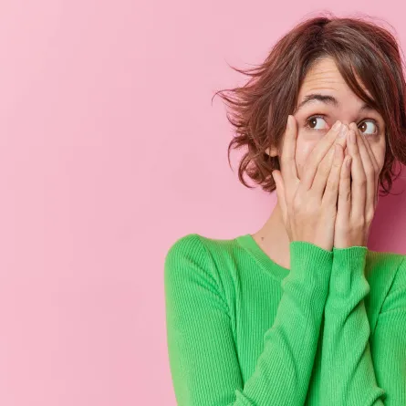 هل تعانين من فوبيا الأشياء الضخمة؟ إليكِ طرق العلاج الفعّالة (المصدر: Freepik)