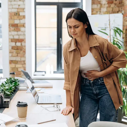 الغثيان والقيء: إليك الطرق الفعالة لتهدئة الحالة في المنزل (المصدر: Shutterstock)