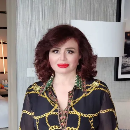 إلهام شاهين - الصورة من حسابها على إنستغرام