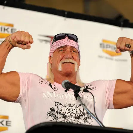 هالك هوغان (Hulk Hogan). مصدر الصورة: Bryan Bedder/Getty Images/AFP