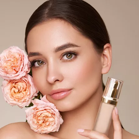 أفضل كريم أساس يومي-الصورة من Shutterstock