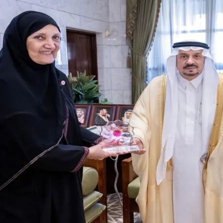 حملة توعوية لسرطان الثدي