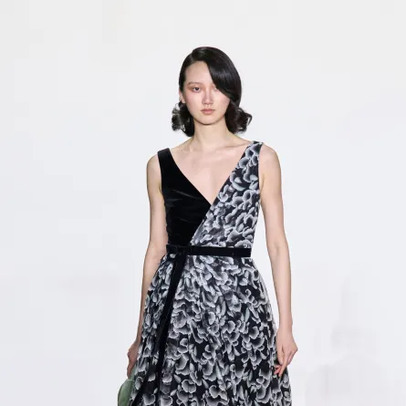 فستان من ماركة Badgley Mischka - الصورة من Launchmetrics/Spotlight ©