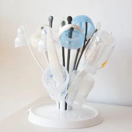 صورة لزجاجات الحليب 