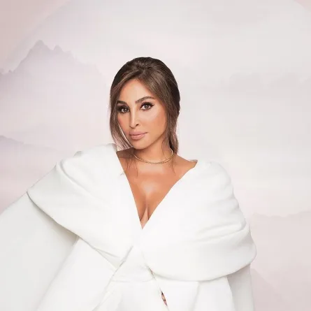 إليسا - الصورة من حسابها على الفيس بوك