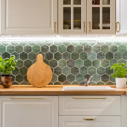 كيفية تنظيف الخشب الملوث بالدهون، في المطبخ؟  