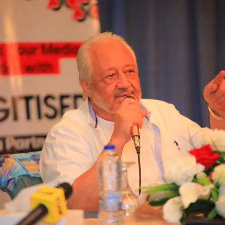 ندوة تكريم خالد زكي - الصورة من المركز الإعلامي لمهرجان الإسكندرية السينمائي