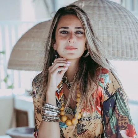 أمينة خليل - الصورة من صفحتها الرسمية على الفيس بوك