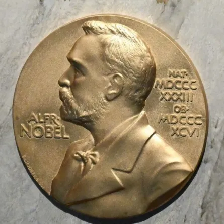 الأكاديمية السعودية تعلن منح جائزة نوبل للكيمياء 2023 لـ 3 علماء 