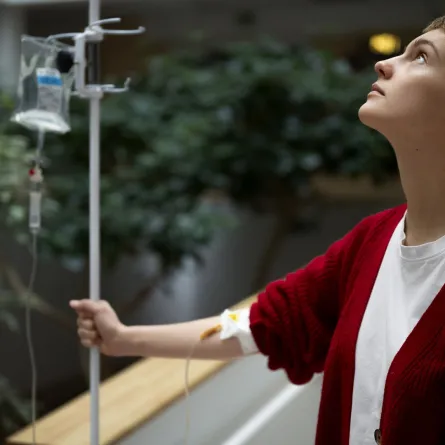  تشخيص الإصابة بسرطان الثدي بعد فحوصات طبية دقيقة