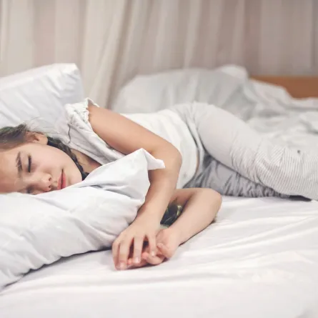 صورة طفلة نائمة