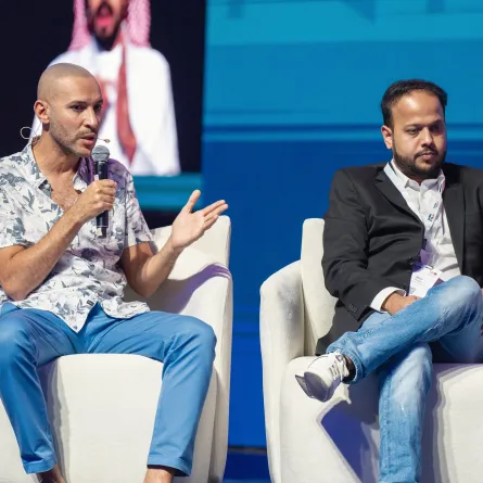 المخرج وكاتب السيناريو محمد دياب خلال الجلسة