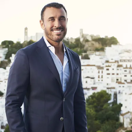 كاظم الساهر: أنا ممثل فاشل والطفولة القاسية دمرتني