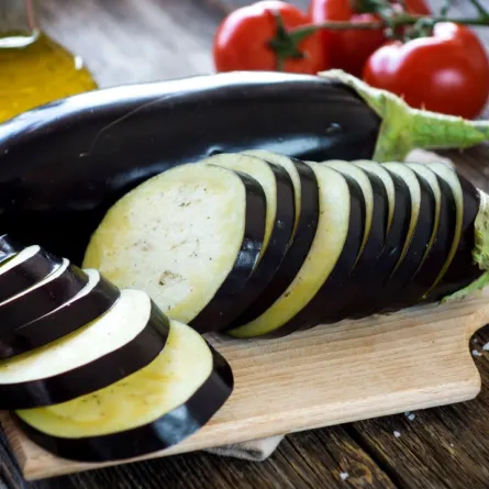 صورة لشرائح من الباذنجان الأسود